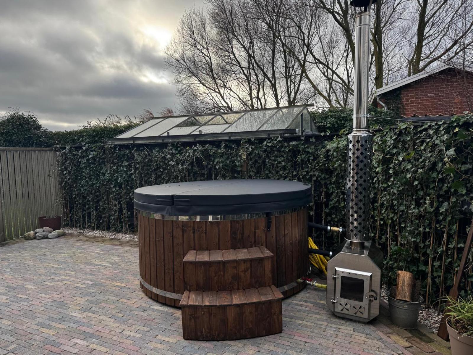 Gastsuite Het Duinroosje Met Hottub Op Het Prive Terras! Ден Бург Екстериор снимка
